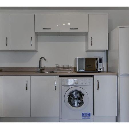 Large, Spacious And Modern Apt For 4 In Manchester Ngoại thất bức ảnh